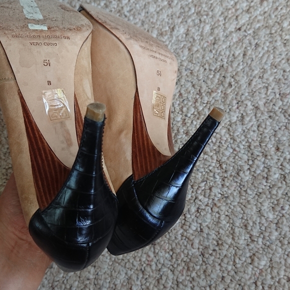 Sigerson Morrison Tan and Black booties size 5.5 - Picture 7 of 14